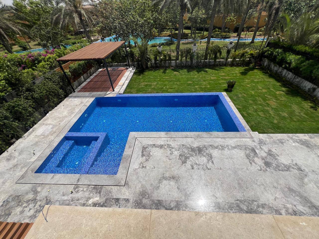 Large water amusement park